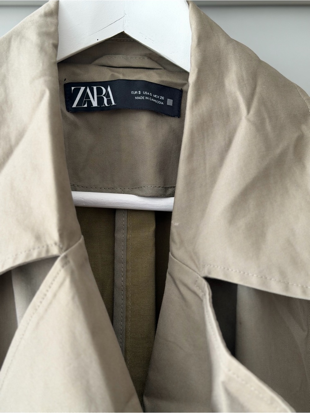 Zara Beige Trench Coat with Belted Waist - Picture 6 of 6